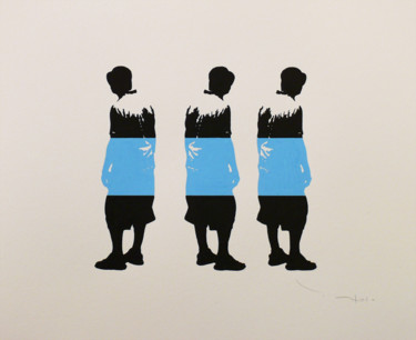Tehos - Three walking men looking nowhere